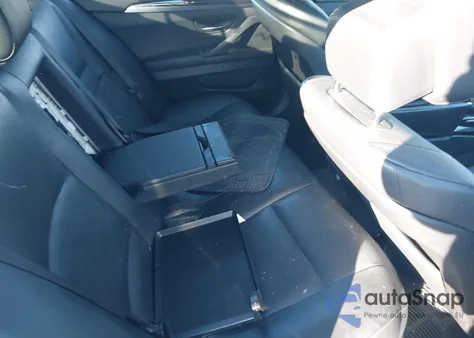 2011 BMW 535I xDrive z USA, uszkodzony, nr VIN WBAFU7C50BC871381